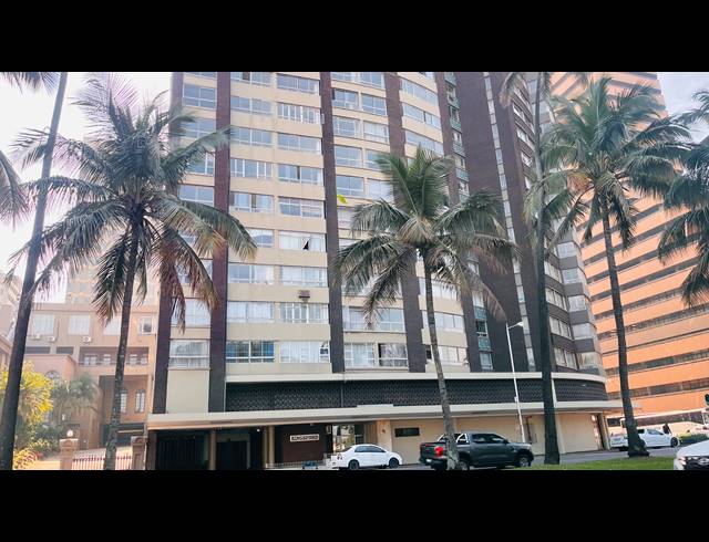 1 BEDROOM FLAT TO LET IN DURBAN CENTRAL
